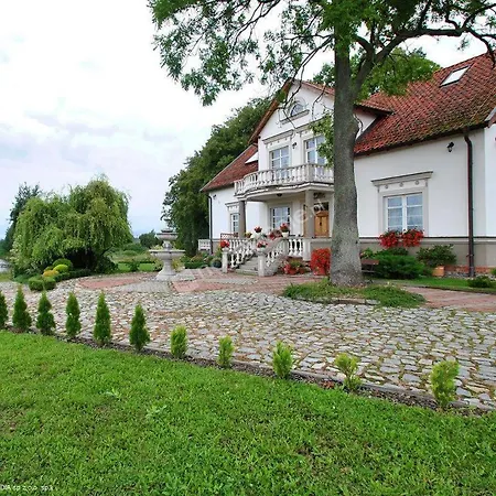 ゲストハウス Dworek U Leszczynskich