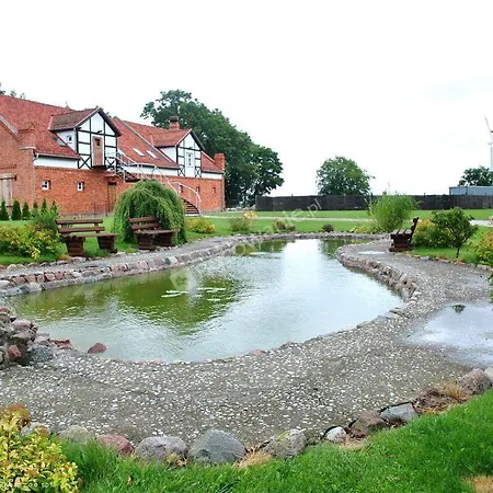 Dworek U Leszczynskich בית הארחה 3*