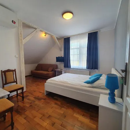 Dworek U Leszczynskich 3* Gosciszewo