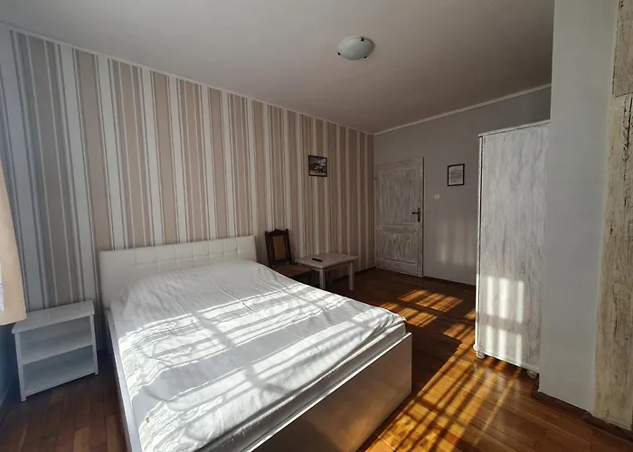 Dworek U Leszczynskich Pensionat